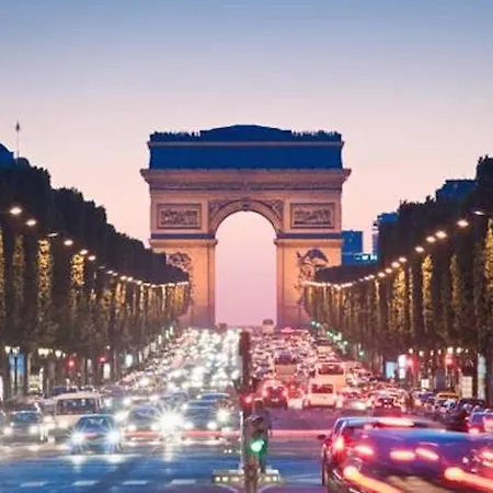 Cosy & Chic - Arc De Triomphe Paris
